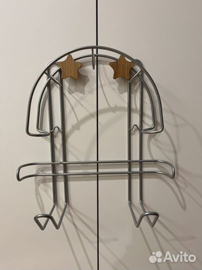 Настенный держатель для шланга и щетки пылесоса