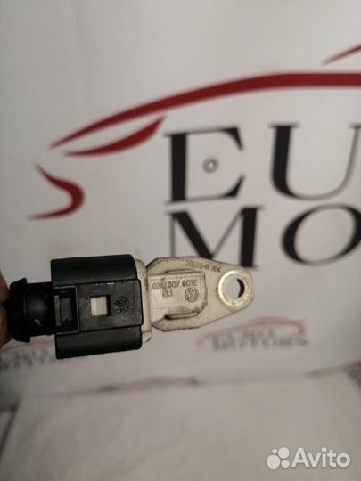 Датчик положения распредвала Audi