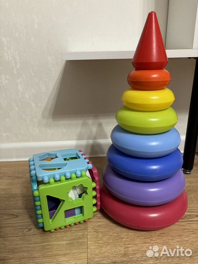 Развивающие игрушки пакетом