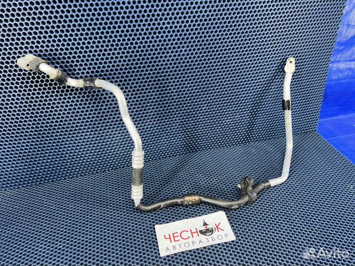 Трубка кондиционера VW Touareg GP