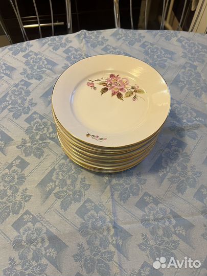 Фарфоровый сервиз