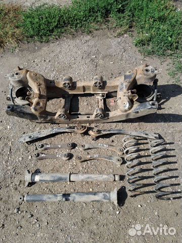 Задняя подвеска Ford Kuga 2,4WD 2013 года 1.6