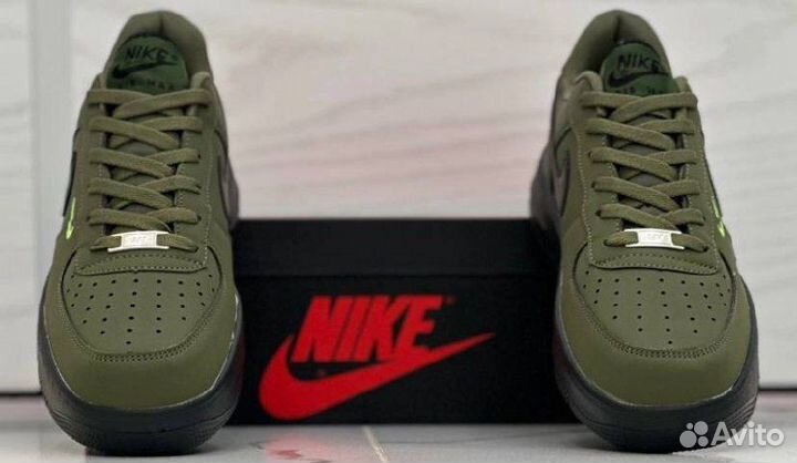 Кроссовки nike