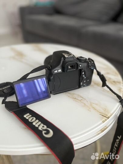 Зеркальный фотоаппарат canon 600d