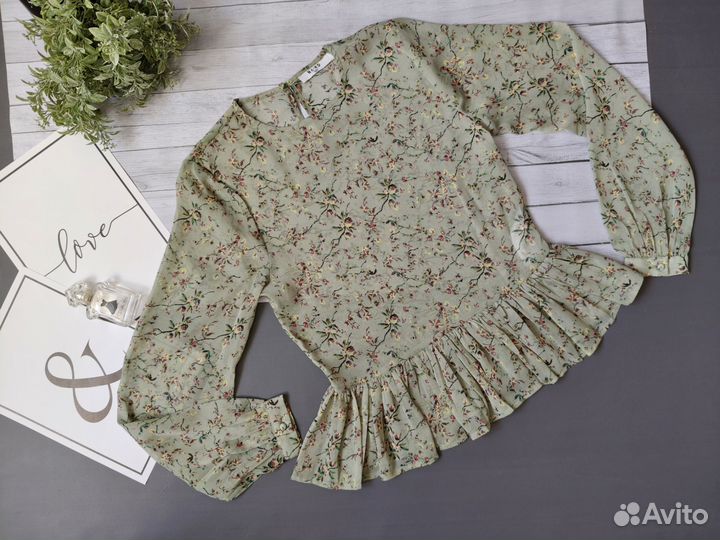 Блузка женская NA-KD 40 нежного мятного цвета