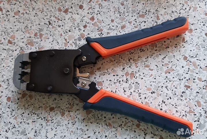 Кримпер для обжима