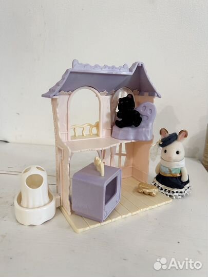 Дом с привидениями sylvanian families