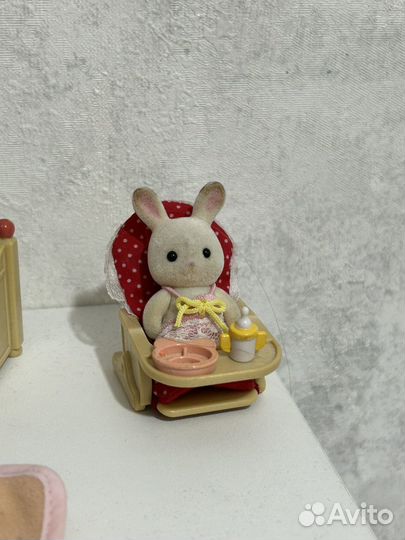 Sylvanian families/детская комната