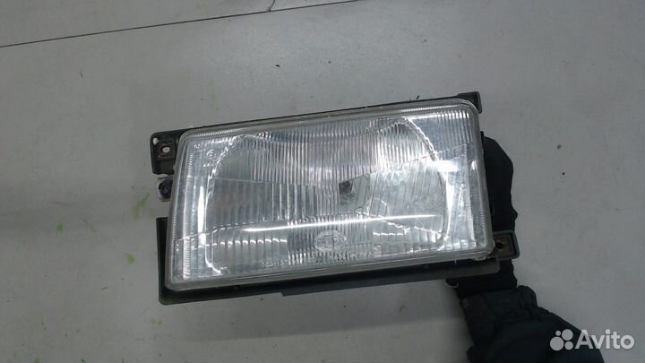 Фара (передняя) Volkswagen Polo, 1990