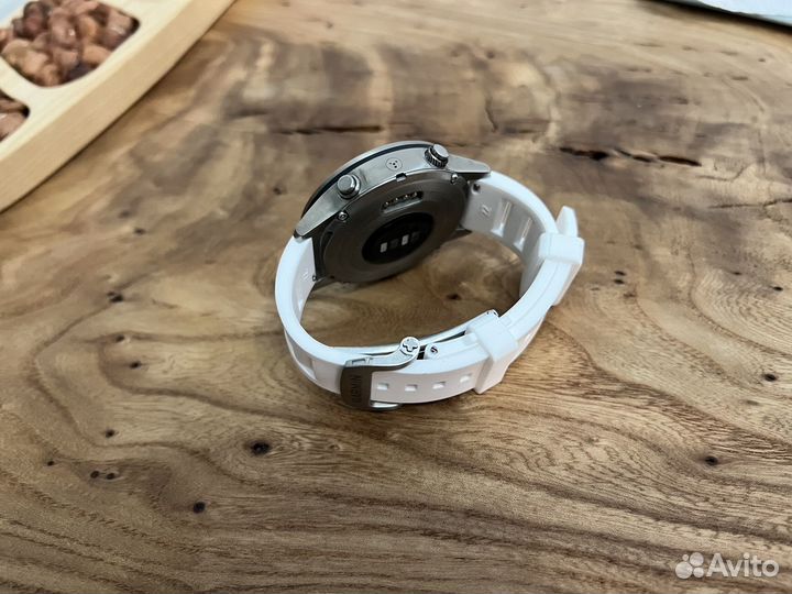 Каучуковый ремешок для часов Garmin Marq