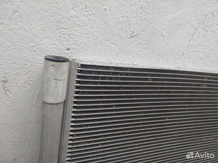 Радиатор кондиционера BMW X5 E70