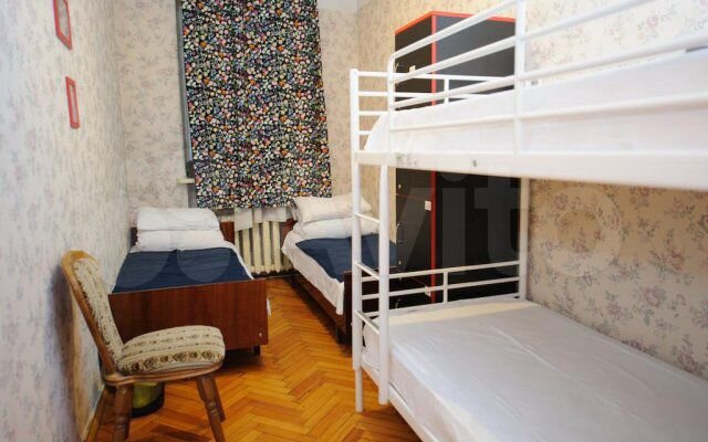 Комната 22 м² в 2-к., 8/10 эт.