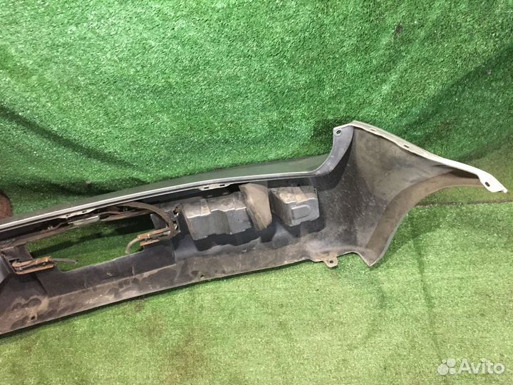 Бампер задний nissan Cube Z11 Серебро с фонарями