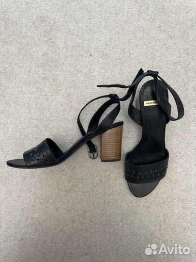 Босоножки Vagabond 38 кожа на каблуке