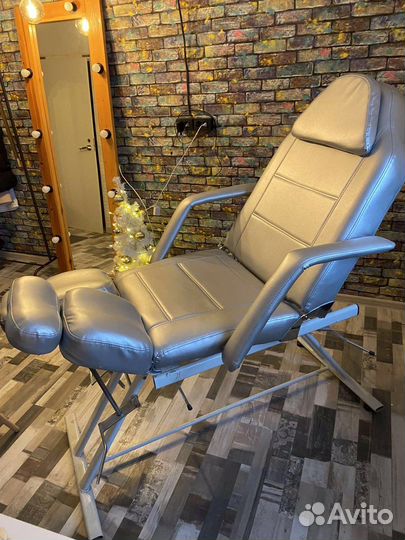 Массажное кресло