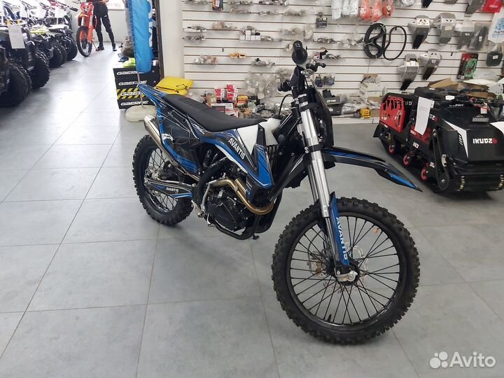 Мотоцикл Avantis A7 PR250 – легкий и мощный