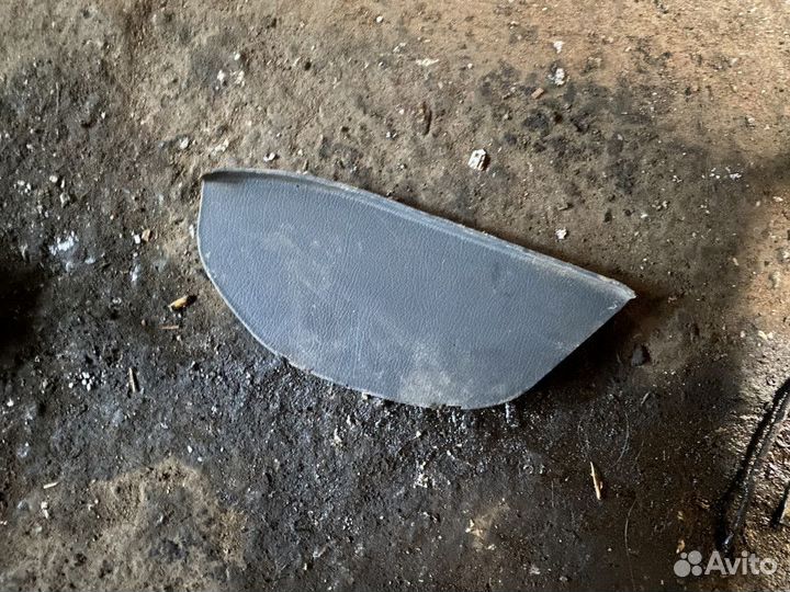 Накладка на торпедо правая Zaz Chance 2009-2014