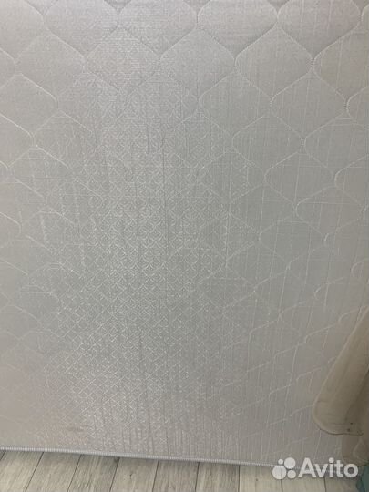 Матрас 140х200 бу