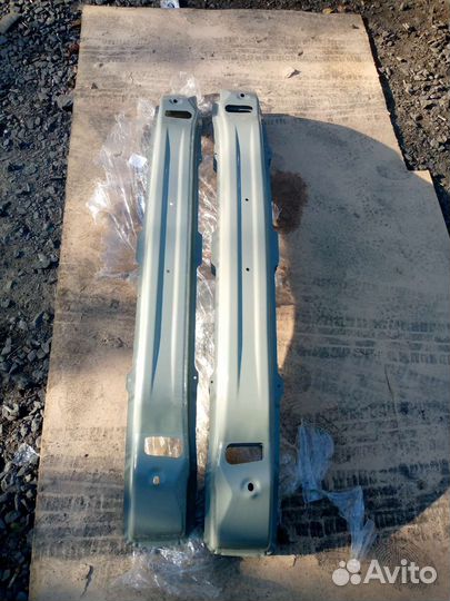 Усилитель бампера Рено logan-лада LADA