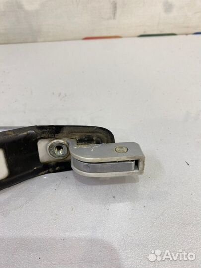 Ручка двери внешняя передняя правая Mitsubishi