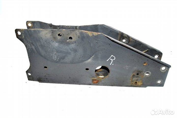 Кронштейн кабины, задний правый renault trucks Mag