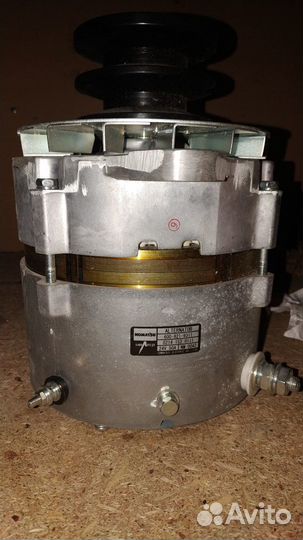 Генератор 600-821-9311 Komatsu
