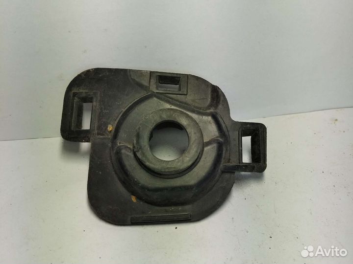 Кронштейн датчика парктроника Renault Sandero 2