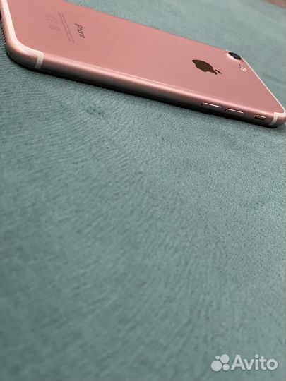 iPhone 7, 32 ГБ