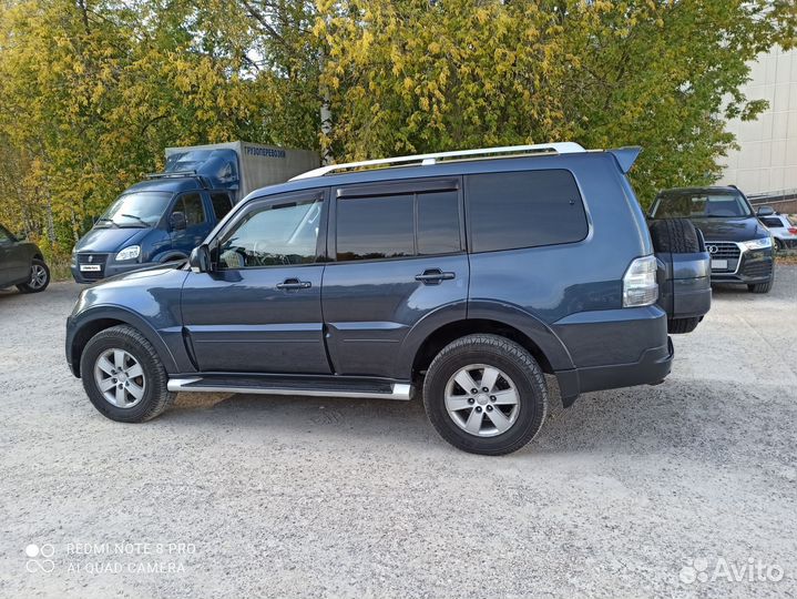 Mitsubishi Pajero 3.2 AT, 2008, 336 000 км