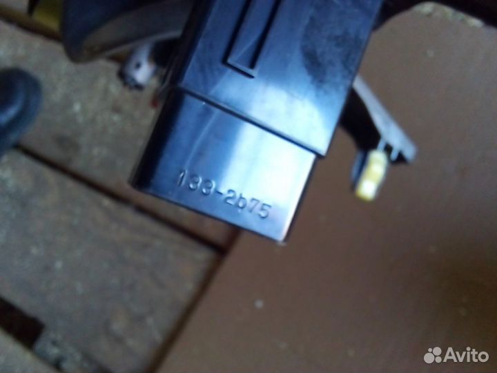 Кнопка подогрева сидений Toyota