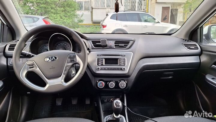 Kia Rio 1.4 МТ, 2016, 109 000 км