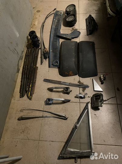 W115 карманы дверей