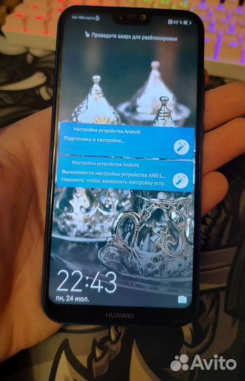 Телефон Huawei p20 lite