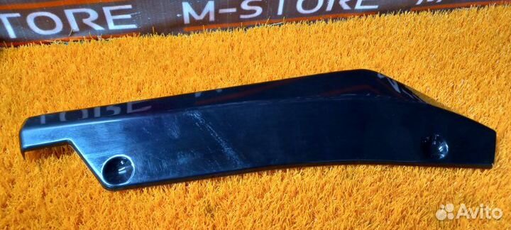 Накладка на бампер Mercedes-Benz E-Class W211