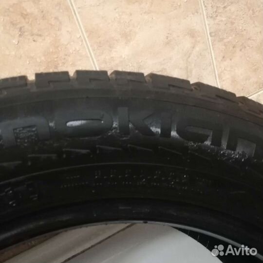 Nokian Tyres Hakkapeliitta Truck D 235/60 R18