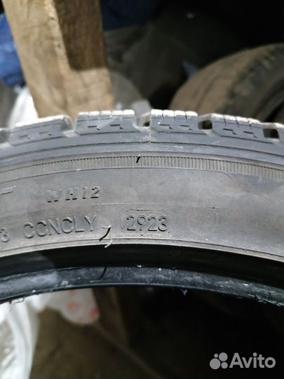 RoadX RX Frost WH12 225/45 R18