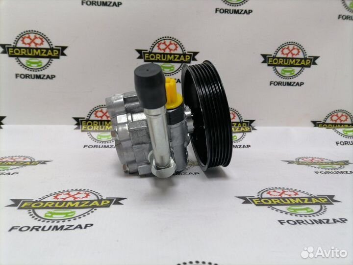 Насос гидроусилителя руля Toyota Land Cruiser J100