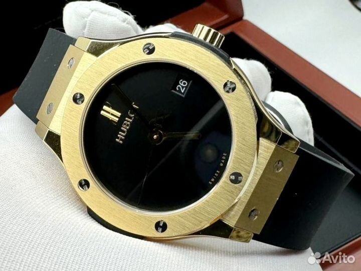 Часы Hublot gold