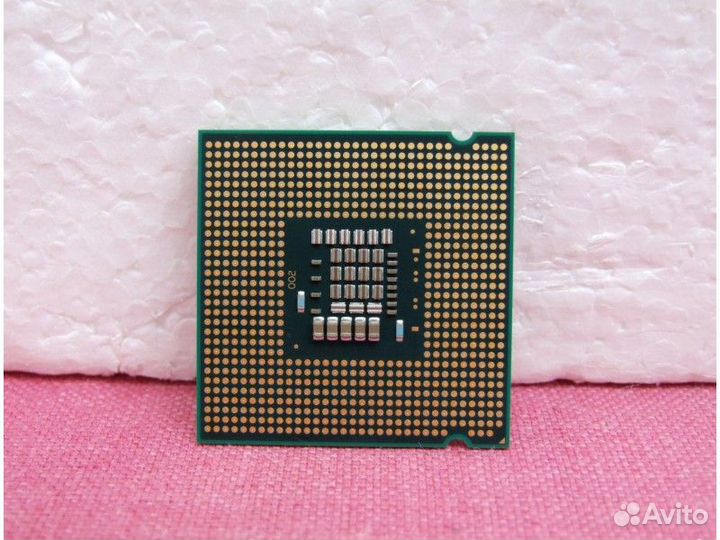 Процессор Intel Core 2 Duo E8400 3Ghz LGA775