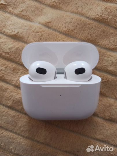 Беспроводные наушники apple airpods 3