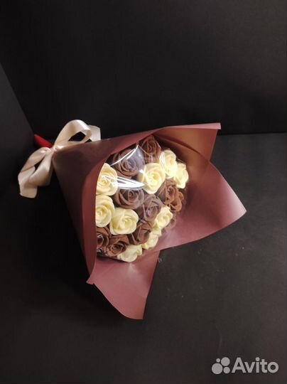 Букет - 19 Роз из Настоящего Шоколада