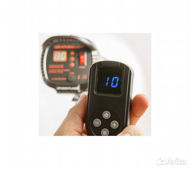 Светодиодный осветитель FST EF-200R Sun Light 5500