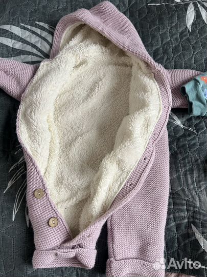 Вязаный комбинезон для новорожденного