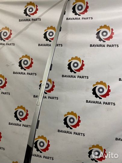 Молдинг крыши правый Mercedes S W221 3.5 M272 2006