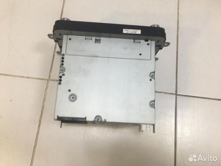 Магнитола Volkswagen Passat B7