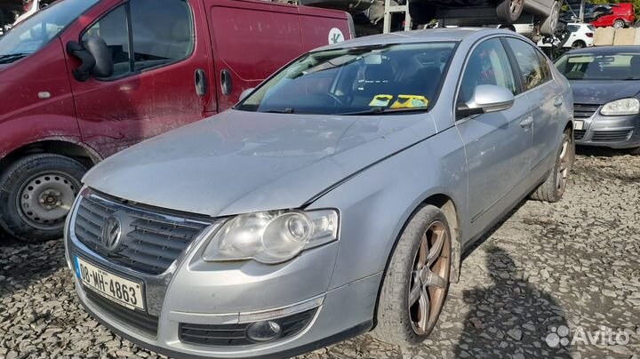 Фара левая Volkswagen Passat B6