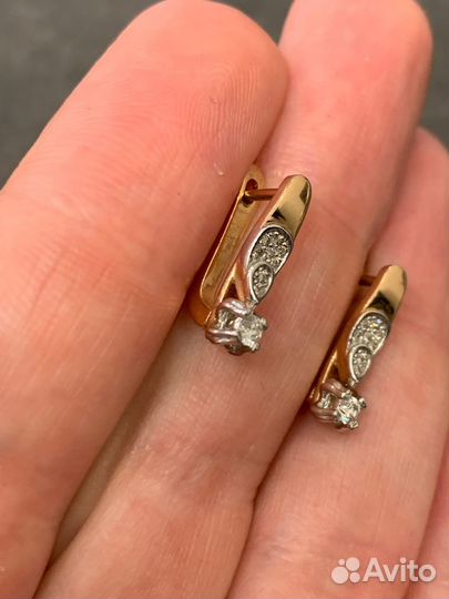 Серьги золотые с бриллиантами