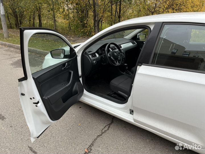 Skoda Rapid 1.6 AT, 2014, 65 000 км