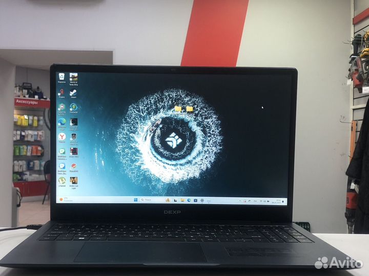 Ноутбук Dexp i5-1035g 1/8 ram/256ssd