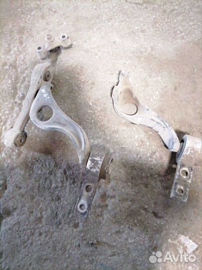 Рычаг передний левый Mazda 6 GH 2.0 2009